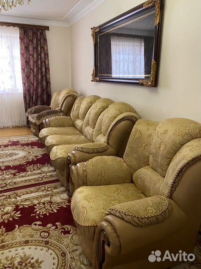 Диван и два кресло