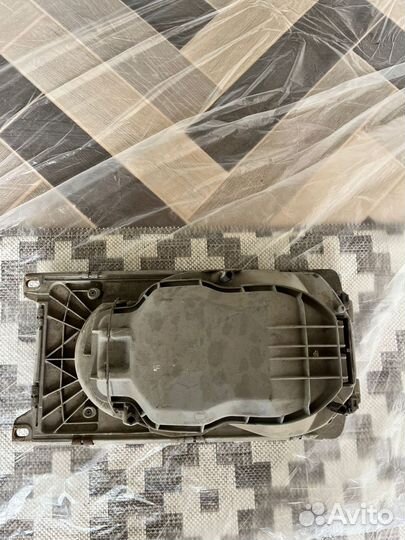 Фары на mercedes 123 Hella Л/П