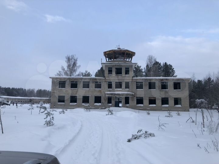 Дом 500 м² на участке 10 га