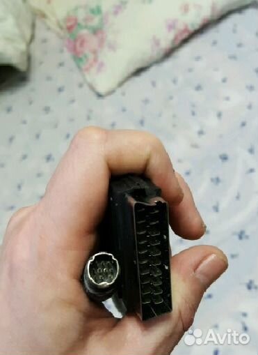 Переходник/адаптер audio visual OUT - scart