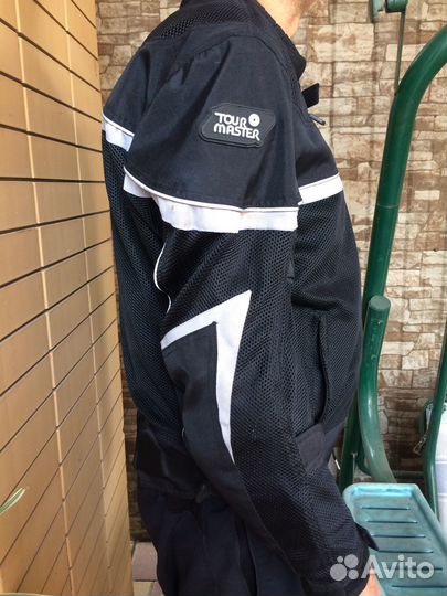 Мотокуртка