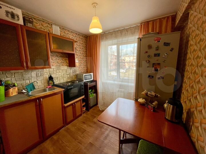2-к. квартира, 45 м², 2/4 эт.