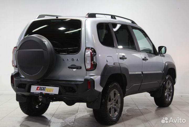 ВАЗ Niva Travel 1.7 МТ, 2023, 16 995 км