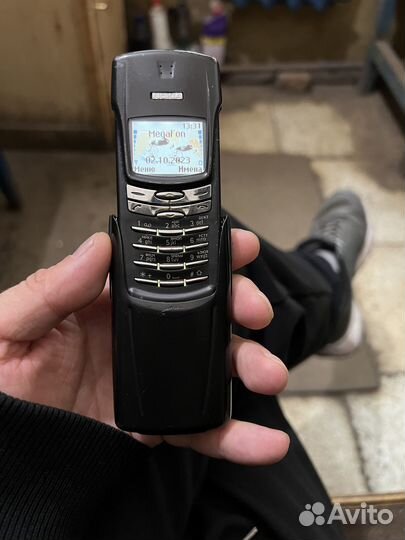 Nokia 8910i