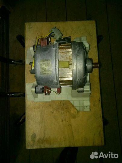 Двигатель стиральной машины