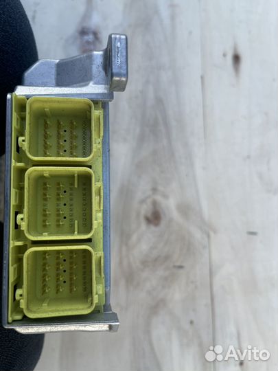 Блок упр-я AirBag Lexus RX450h