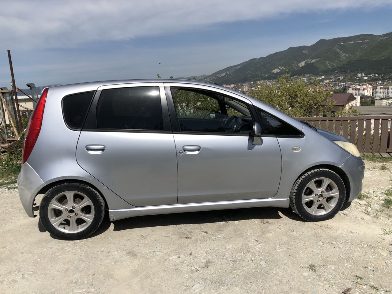 Mitsubishi Colt: фото владельца