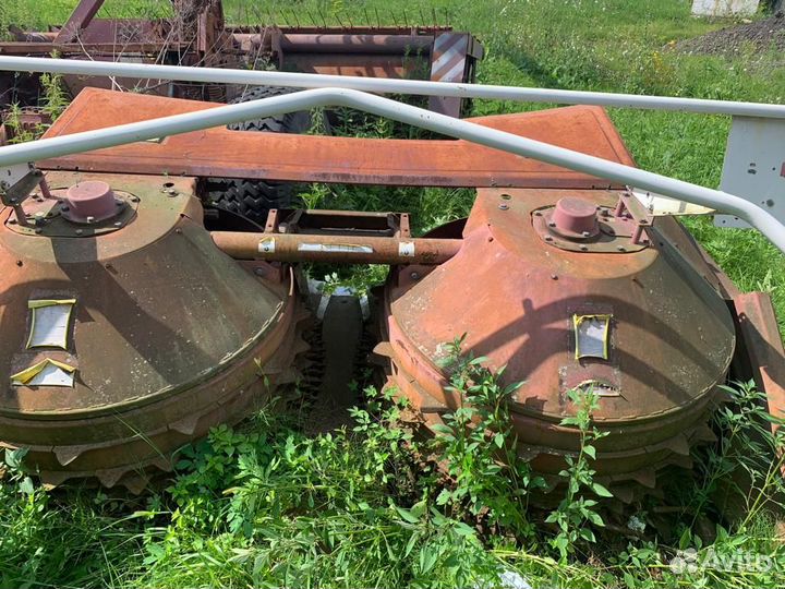 Комбайн кормоуборочный прицепной кдп-3000