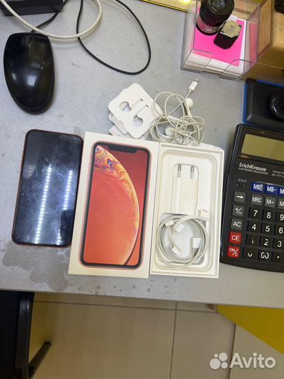iPhone Xr, 64 ГБ