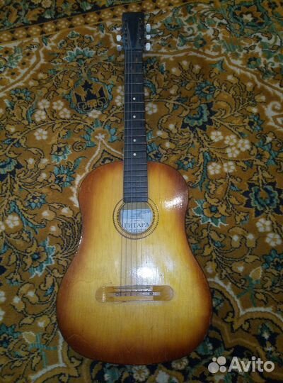 Акустическая гитара бу