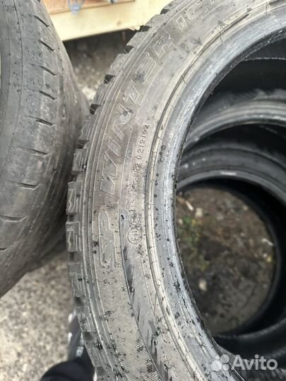 Dunlop SP Winter Ice02 215/50 R17 95T