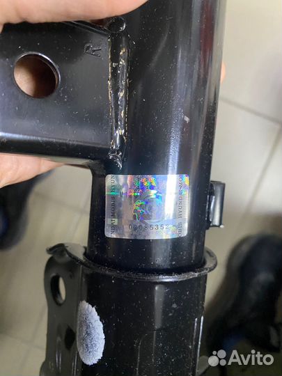 Амортизатор передний правый Hyundai