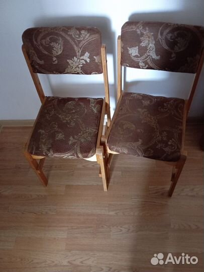 Кухонный стол