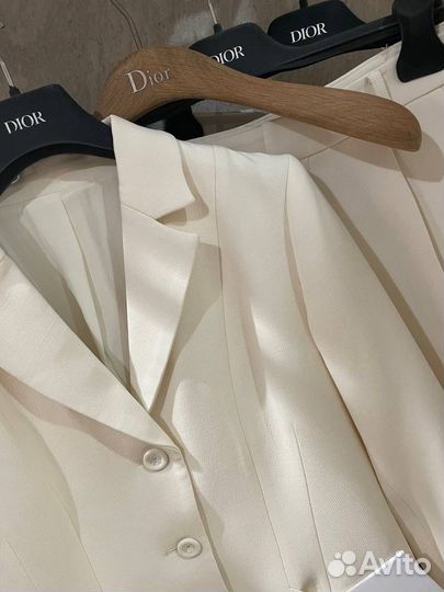 Пиджак и юбка Dior
