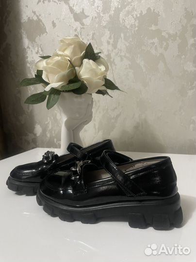 Туфли для девочки 34 размер