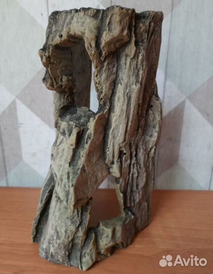 Укрытие для фильтра или рыбок в аквариум