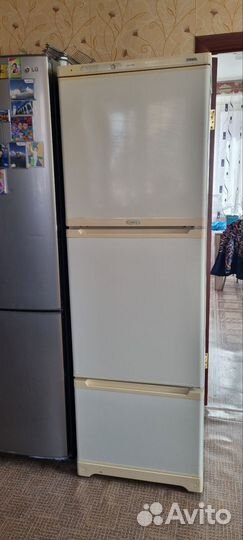 Холодильник стинол трехкамерный