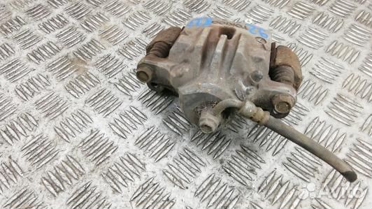 Суппорт тормозной задний левый subaru legacy 5 (92