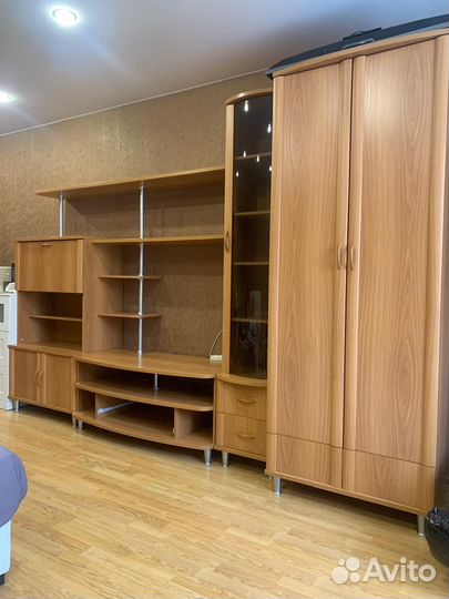 Стенка горка со шкафом в гостинную бу