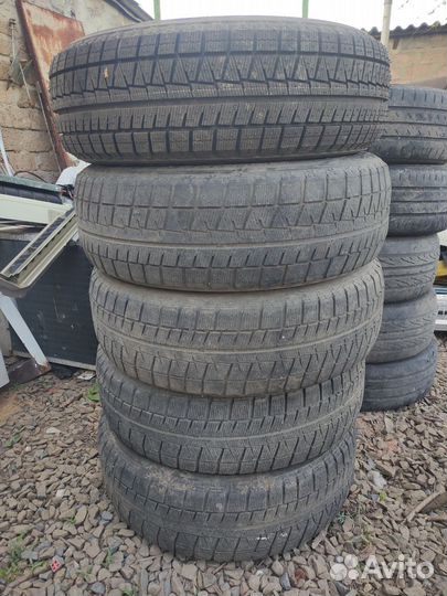 Bridgestone Blizzak DM-V1 6/7 R15