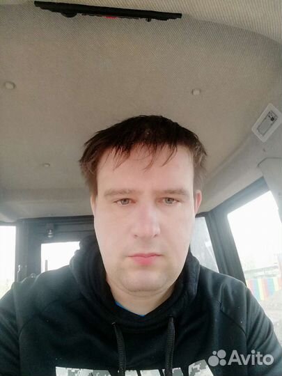Машинист экскаватора Case, New Holland, JSB
