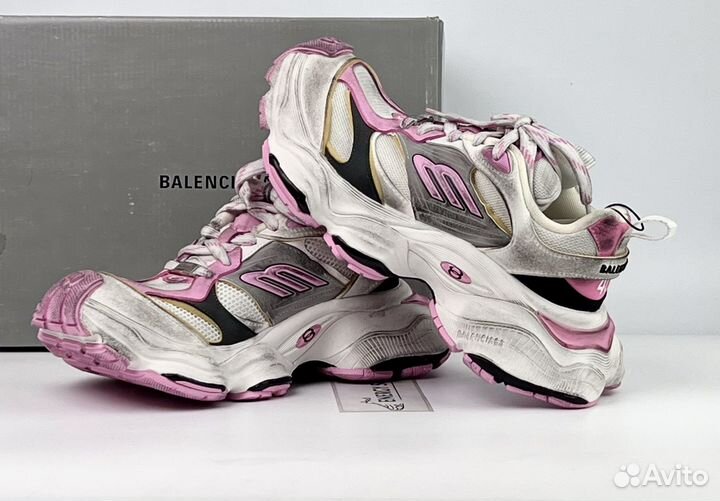 Кроссовки Balenciaga Cargo Sneaker Worn Out Pink