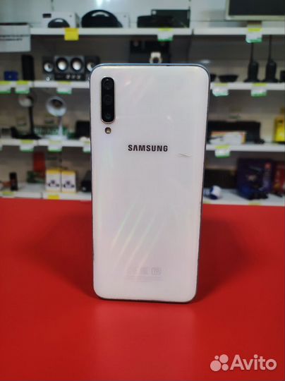 Samsung Galaxy A50, 4/64 ГБ