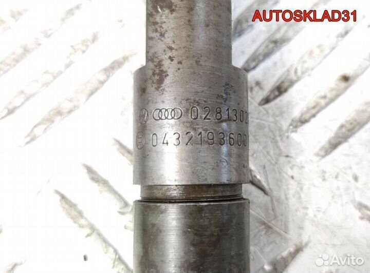 Форсунка дизельная VW Golf 4 1,9 AQM 028130203F