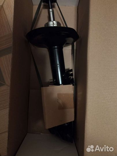 Стойка амортизационная передняя левая на BMW e36