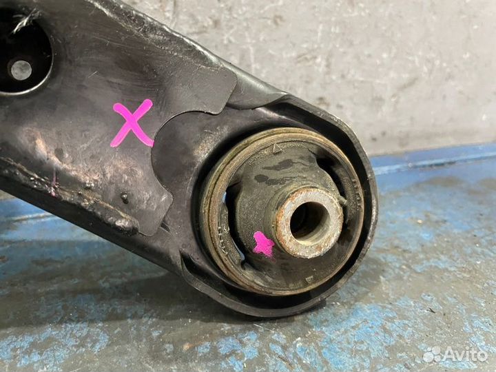 Рычаг нижний передний правый Mitsubishi Lancer 10