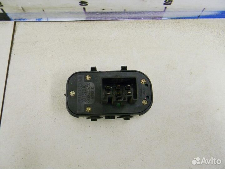 Блок управления стеклоподъемниками Focus I 1998-20