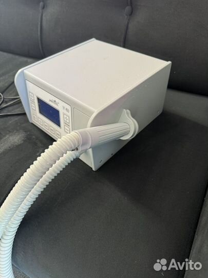 Педикюрный аппарат с пылесосом podotronic