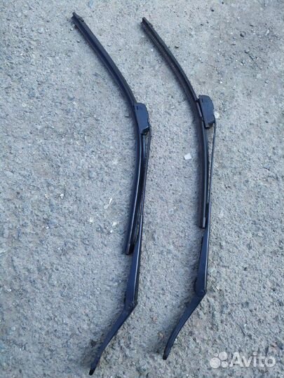 Дворник лобового стекла Renault Sandero 1 K7MF710