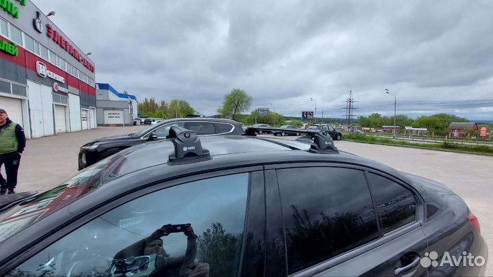 Багажник Turtle Air 3 Premium на крышу BMW G20