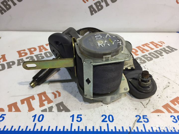 Тойота Рав 4 Ремень безопасности задний Лев