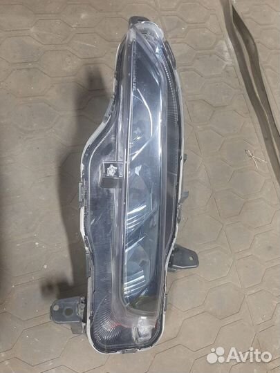 Продаю правую противотуманную фару. Kia Optima