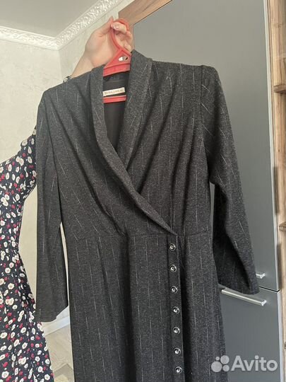 Платье женское