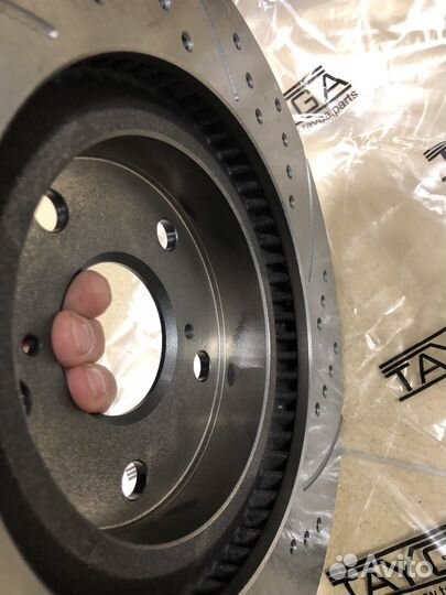 Передние тормозные диски на toyota camry 40,50,55