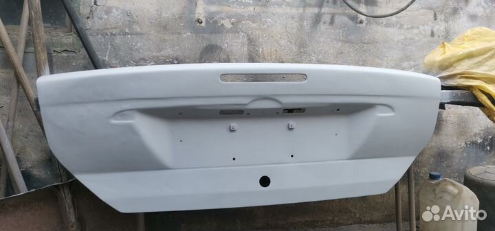 Крышка багажника ford 1