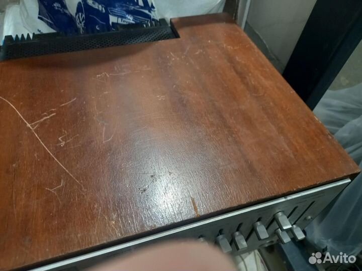 Тюнер-усилитель 