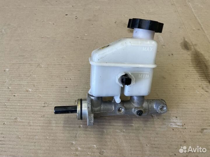 Бачок с гтц Киа Сид 1, Серато 2, i 30 2006-2012