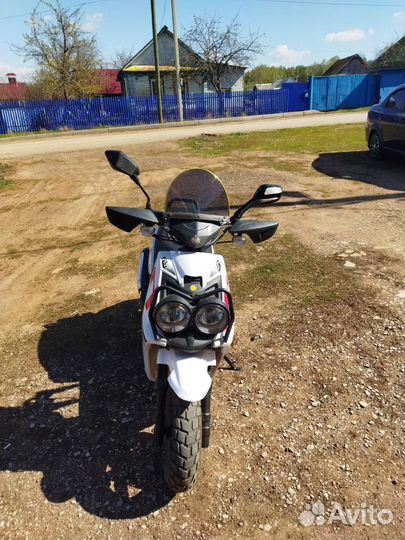 Продам скутер Vento Smart 2