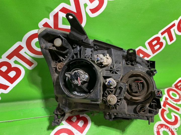 Фара левая Toyota Avensis 2 2006-2008