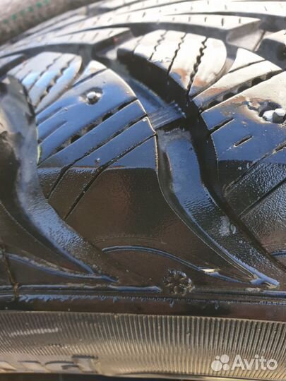 Sava Eskimo Stud 205/65 R15 94T