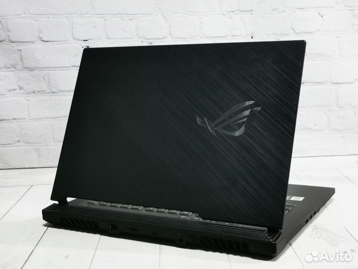 Игровой Asus Rog /i7-10750H/16GB/512GB/GTX 1660Ti