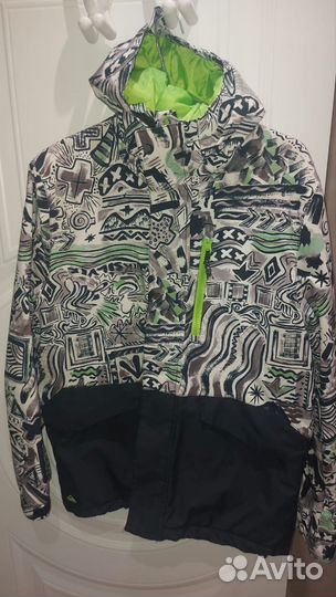 Куртка фирмы Quiksilver