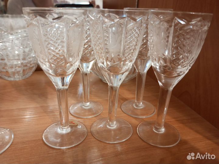 Рюмки, розетки