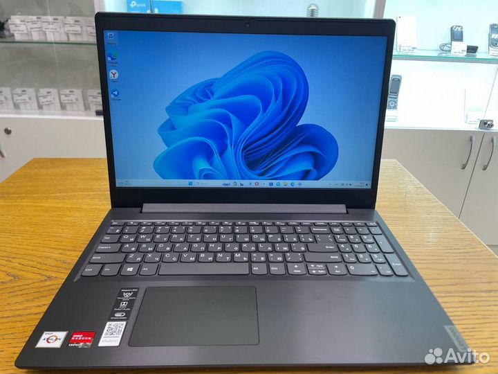 Ноутбук Lenovo