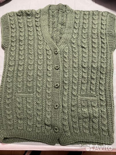 Жилет вязаный женский, размер 50-52