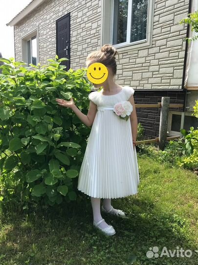 Праздничное платье для девочки маленькая леди